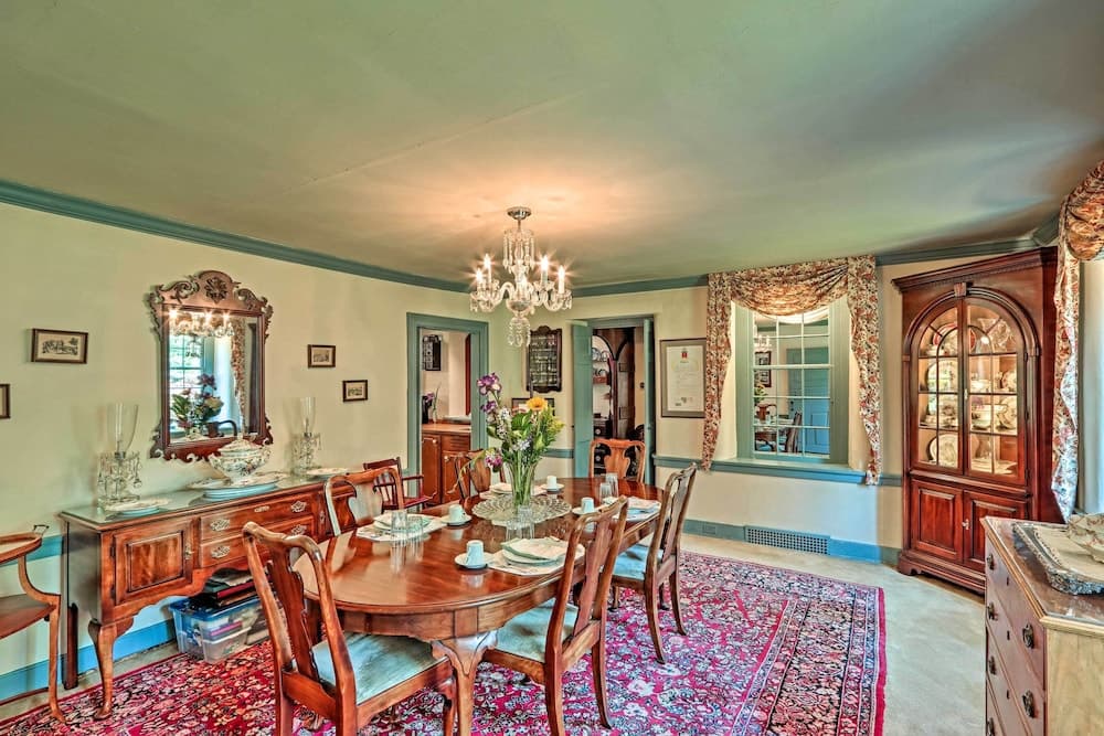 Pool & Courtyard: Timeless Home in Lansdale