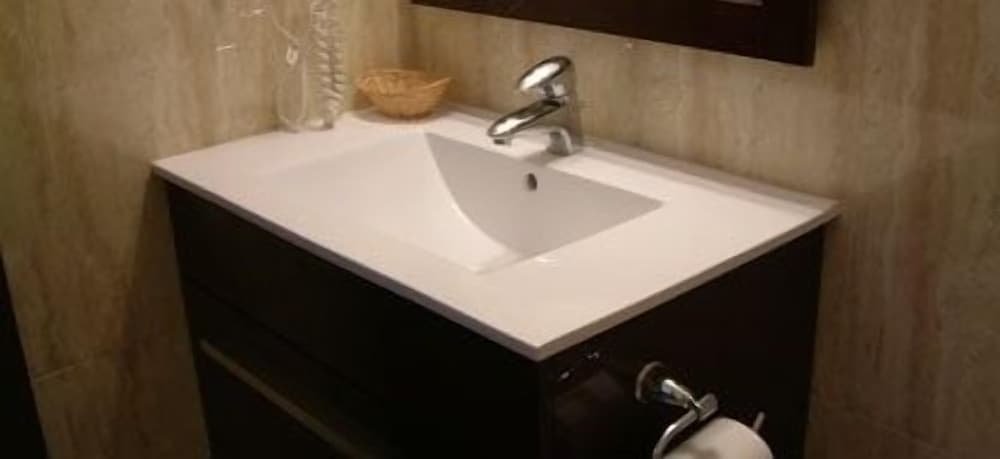 Talbot Trail Inn & Suites