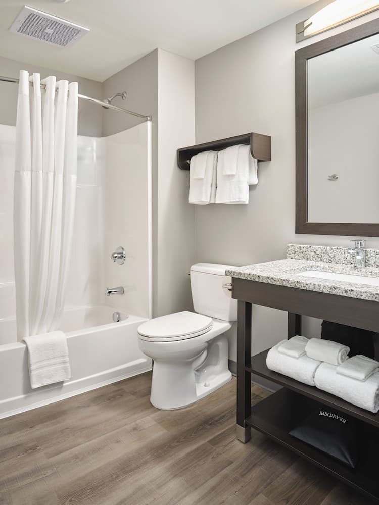 stayAPT Suites Tallahassee-Capitol