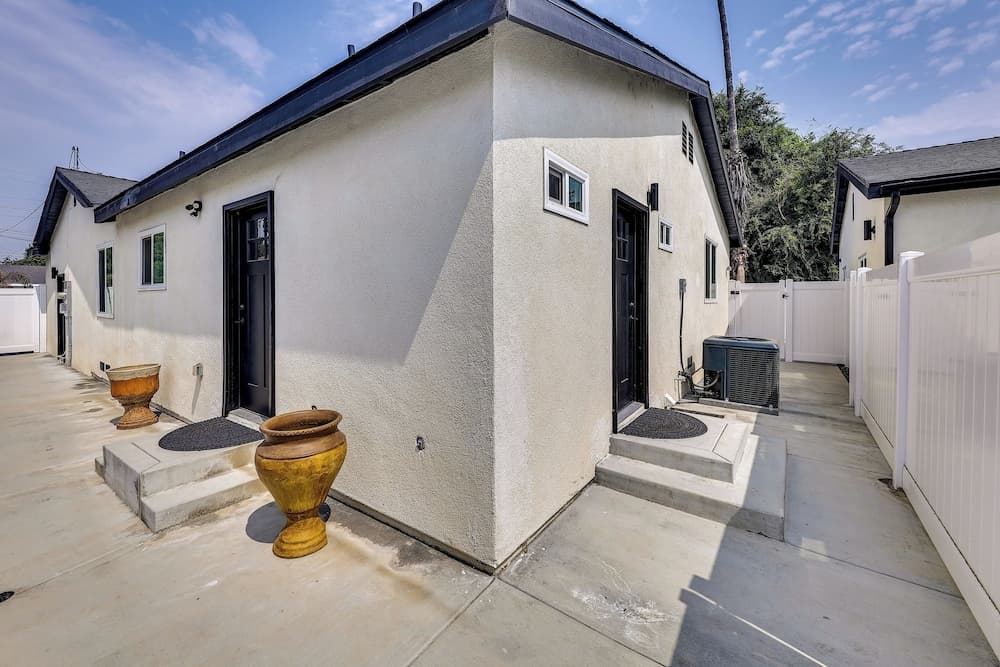 Dog-friendly Duarte Vacation Rental w/ Smart TV!