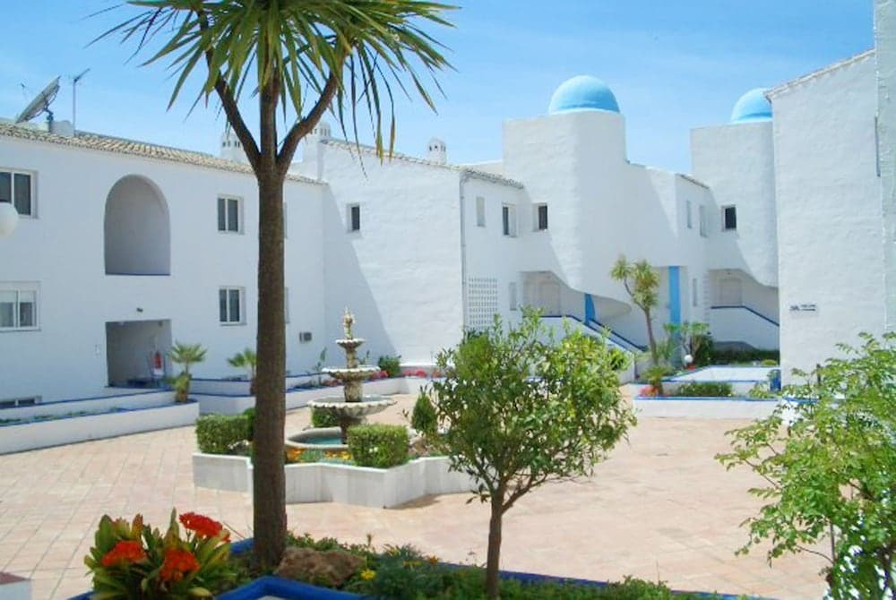 Apartamentos Ona Campanario