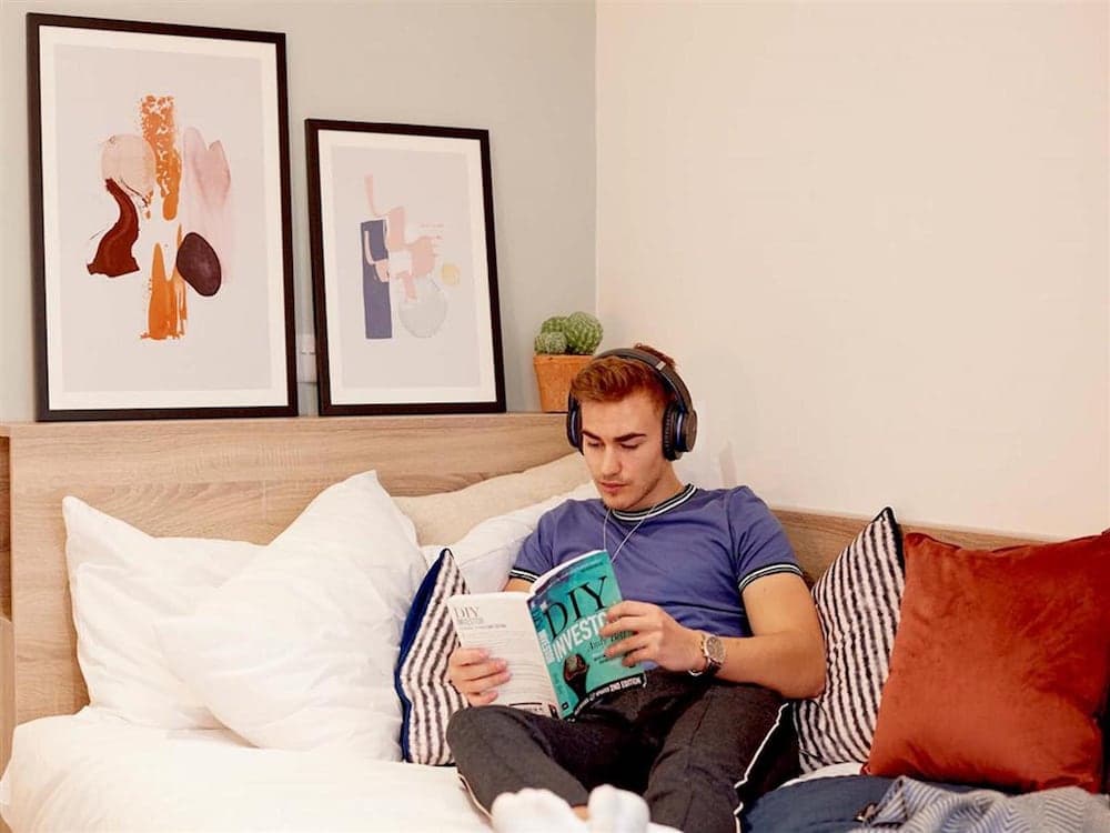 Stylish Rooms and Studios - COVENTRY - Campus Accommodation
