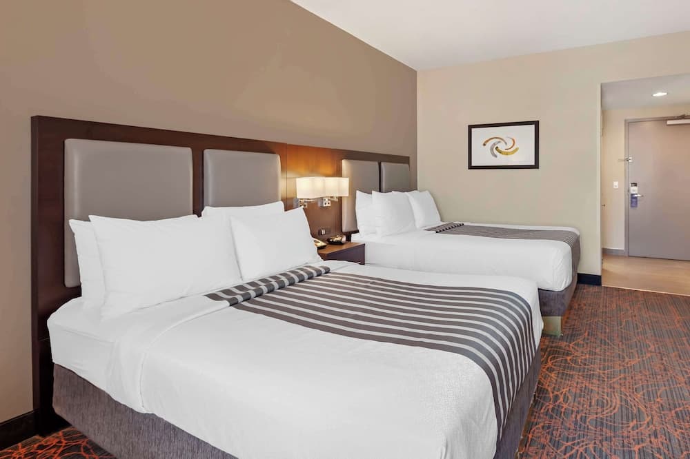 Best Western Plus Executive Inn
