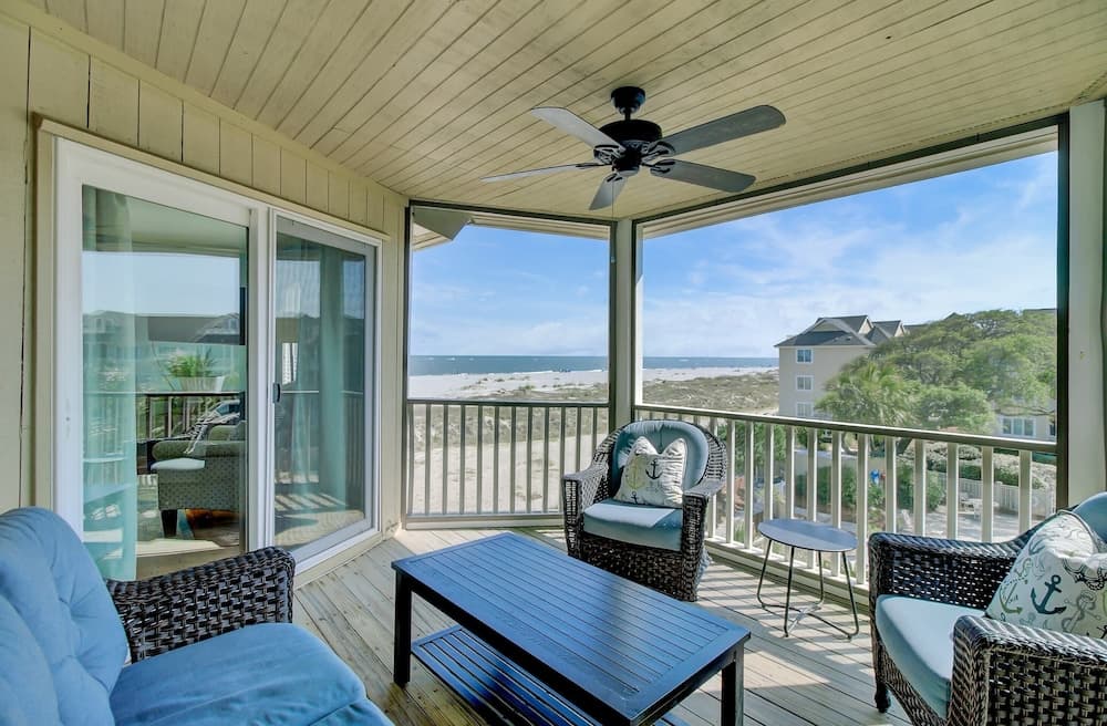 304 E Port O Call by Avantstay Rooftop Deck Close to Beach!