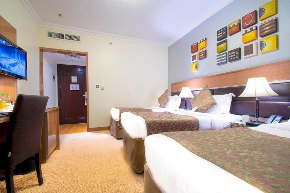 GOLDEN TULIP AL SHAKREEN