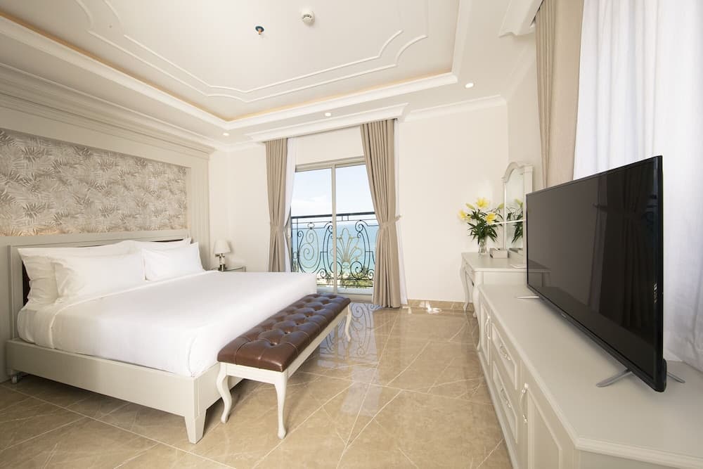 Mercure Nha Trang Beach