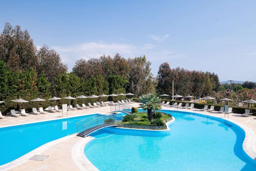 Alexandros Palace