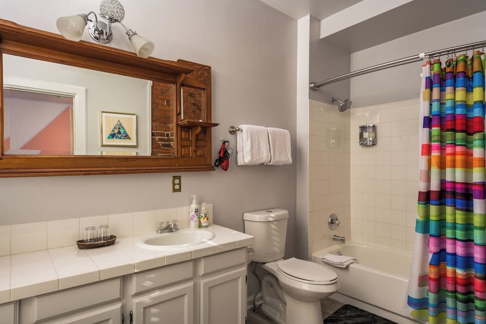 Queen Anne Bed And Breakfast