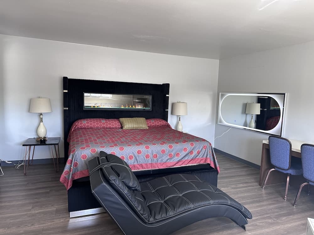 Capital O Elite Inn & Suites South Holland I 94
