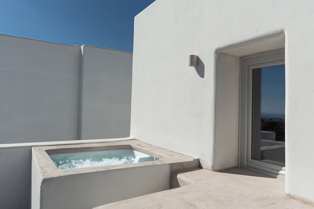 Oikos Santorini Living Concept (Grand Opening May 2026)