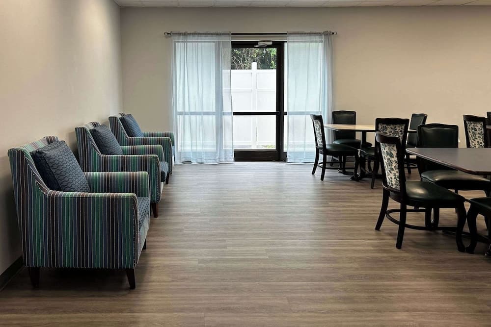 Rodeway inn Clemmons/Winston-Salem Area I-40