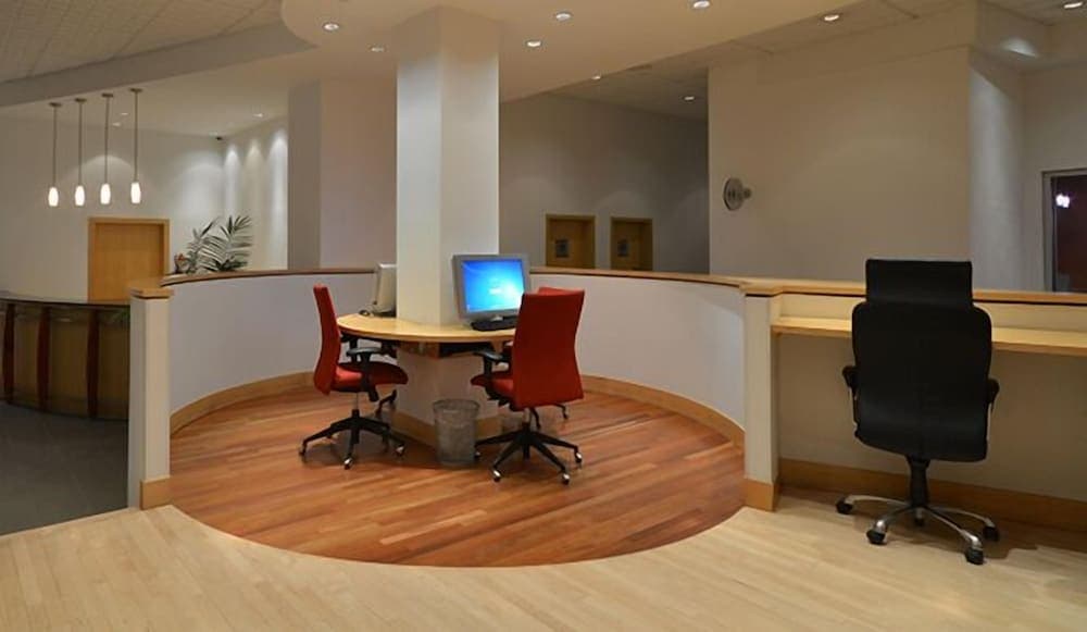iHOTEL & Conference Center Red Deer