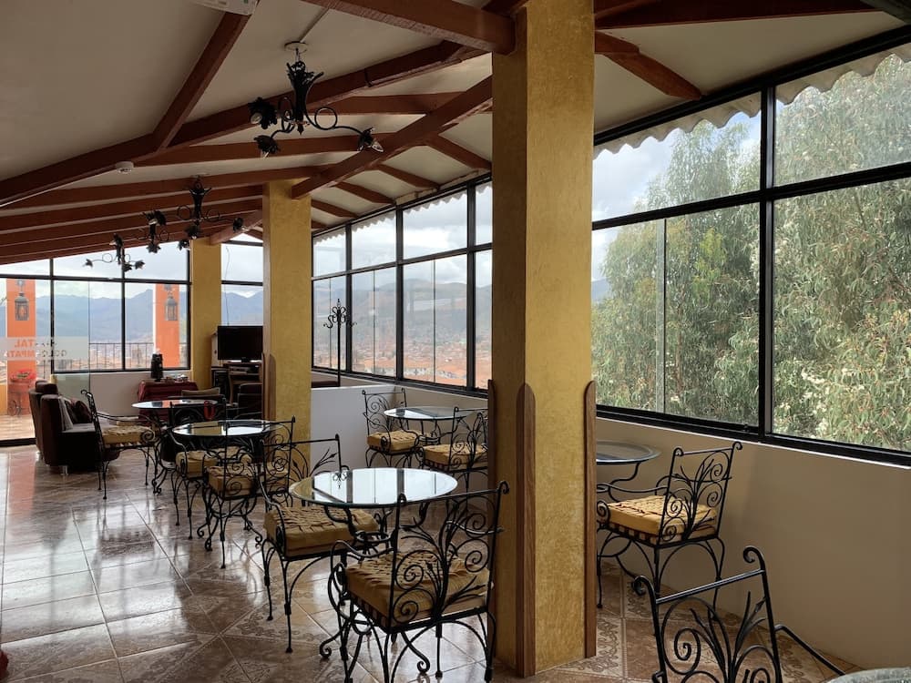 Hostal Qolqampata