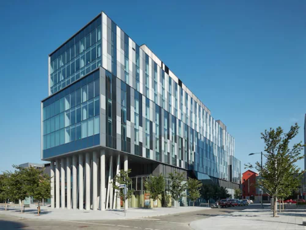 Residence & Conference Centre Toronto Downtown George Brown Polytechnic Campus Accommodation