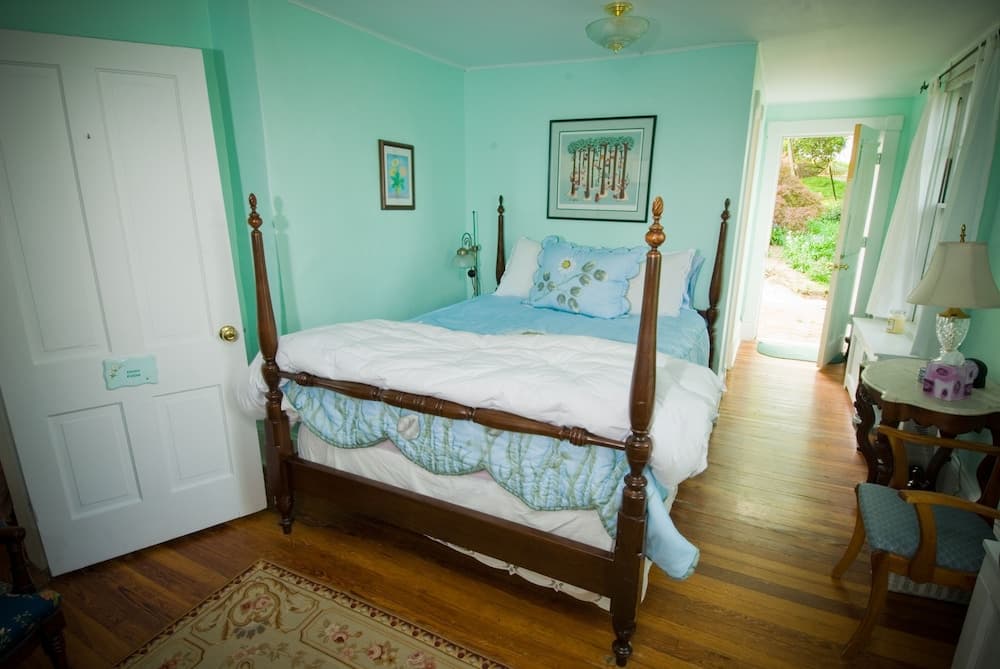 Briar Patch Bed & Breakfast Inn