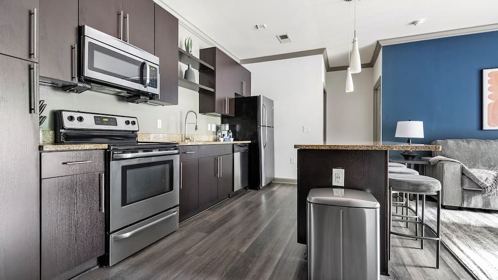 Landing Apartments - Northlake