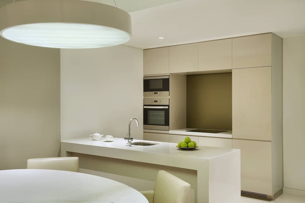 La Ville Hotel & Suites CITY WALK, Dubai, Autograph Collection