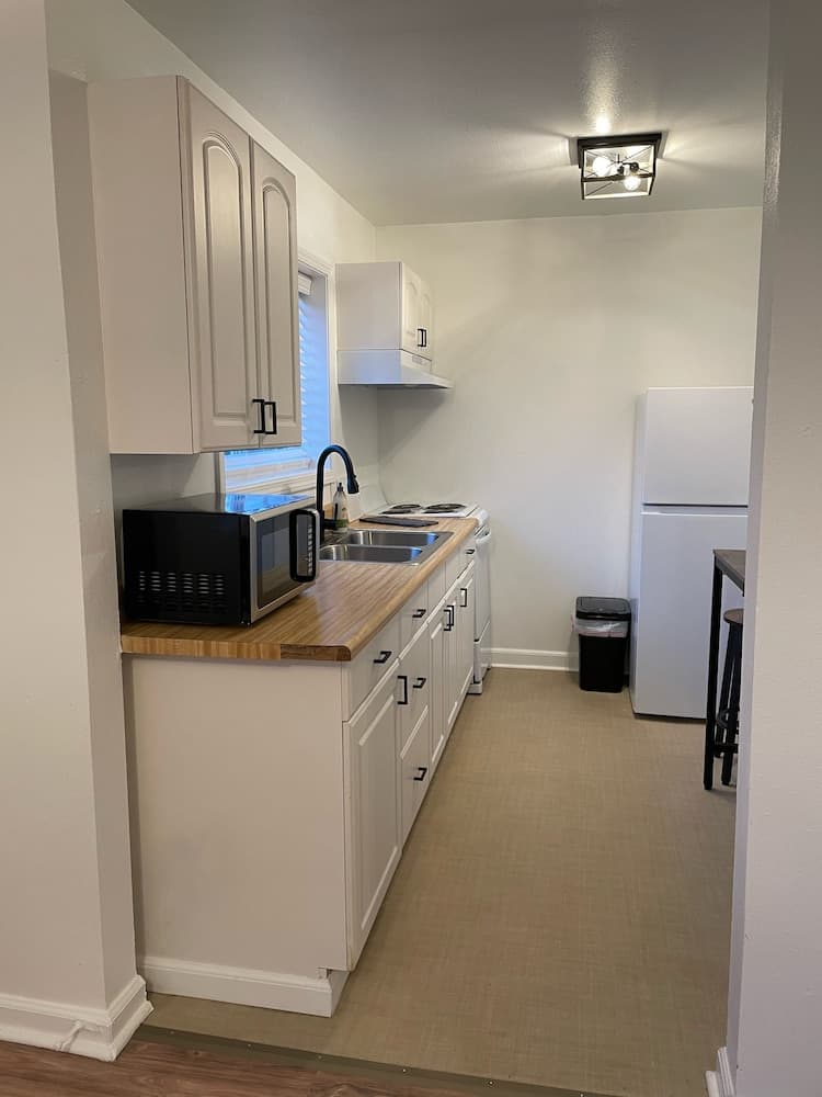 Dwell Seaview LLC