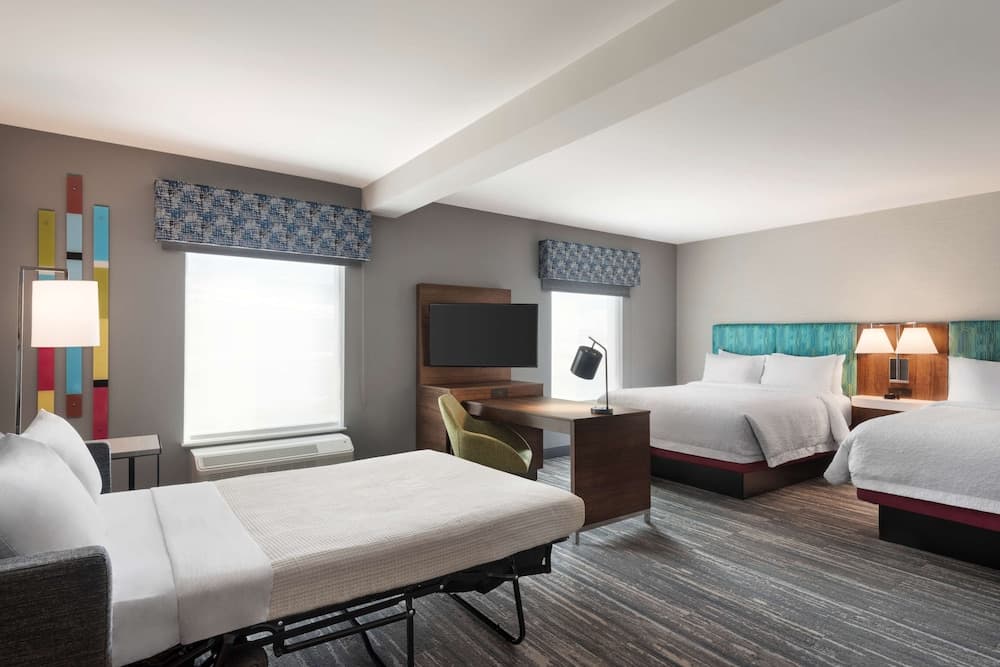 Hampton Inn & Suites by Hilton Kelowna Airport