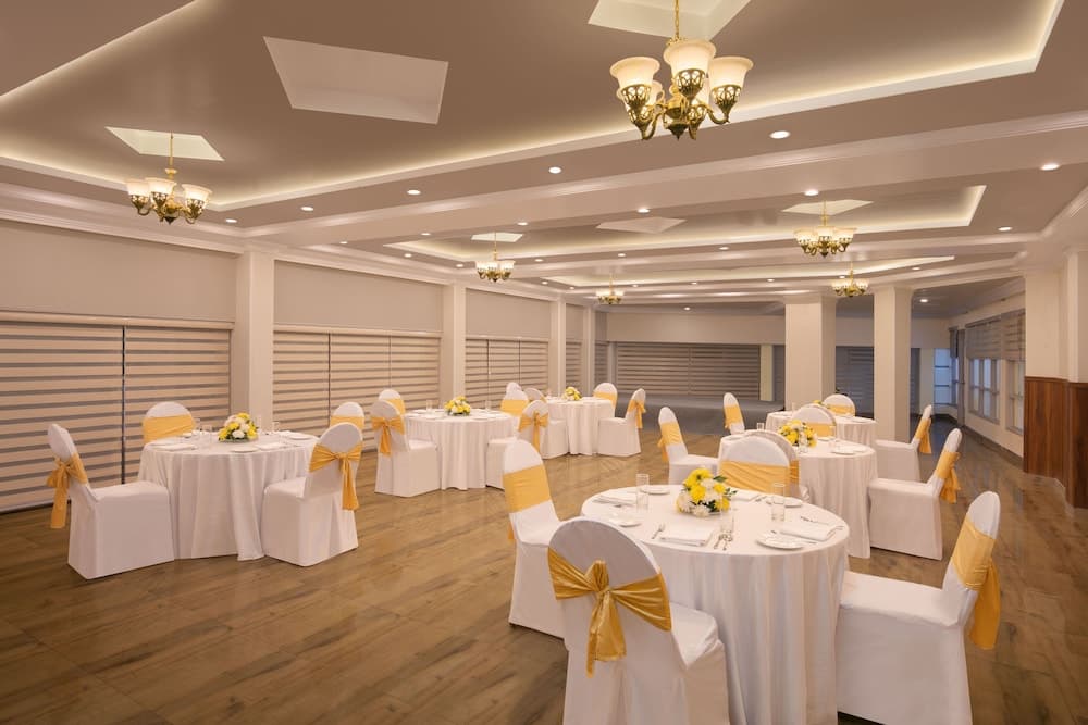 meeting & event spaces
