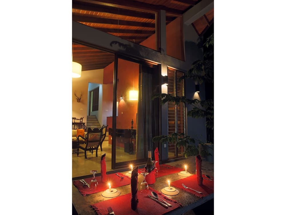 Nisala Villa
