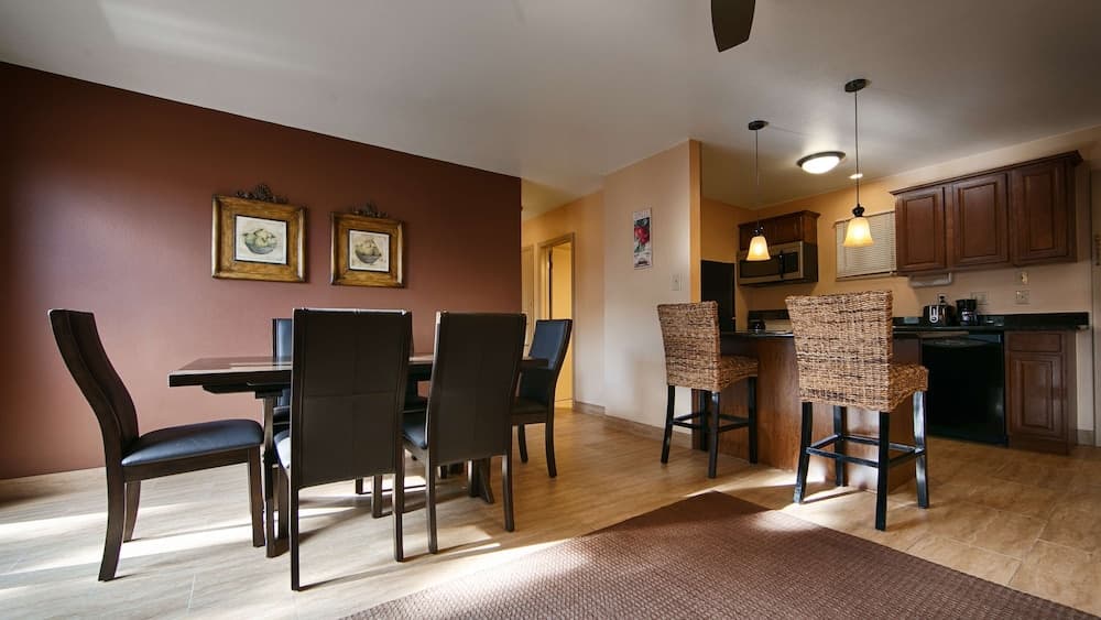 Best Western Ptarmigan Lodge