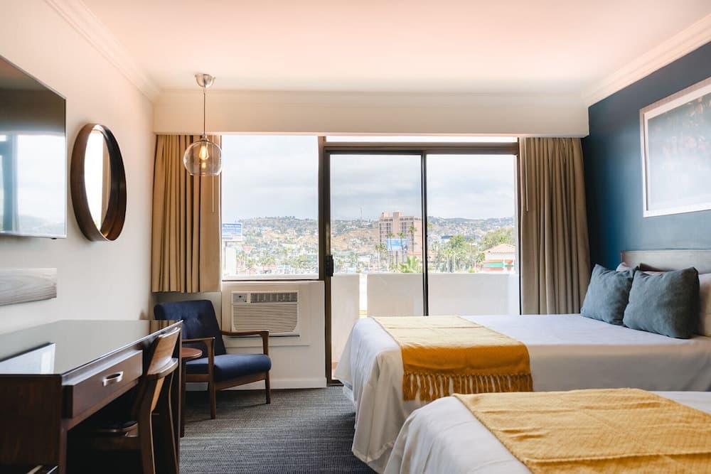Corona Hotel & Spa