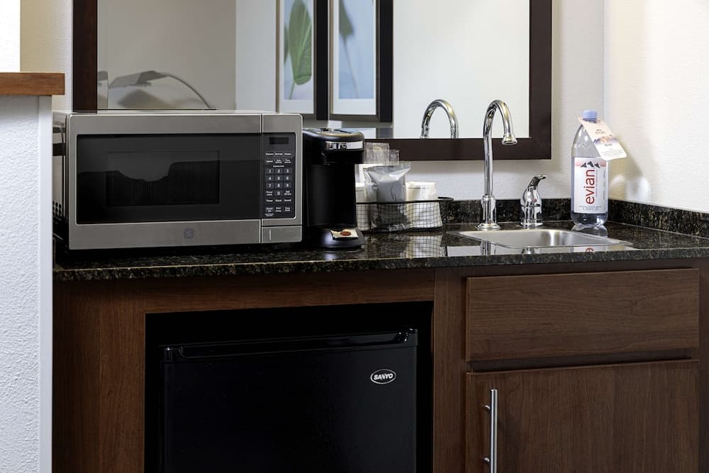 ReadySet Apartments at Glasshouse