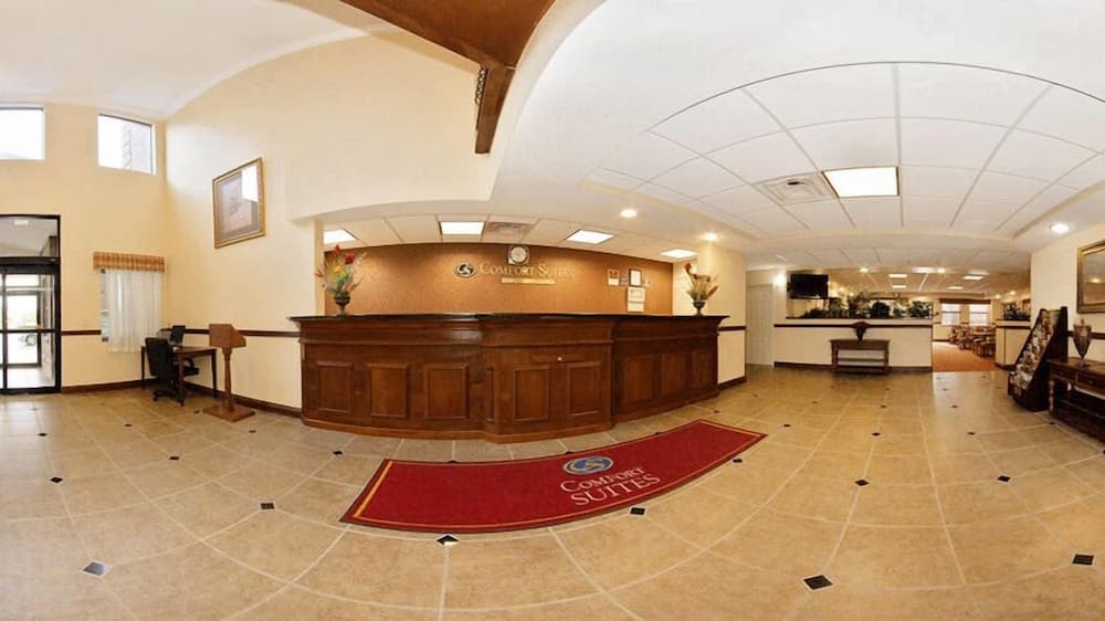 Quality Suites Jeffersonville - Louisville North