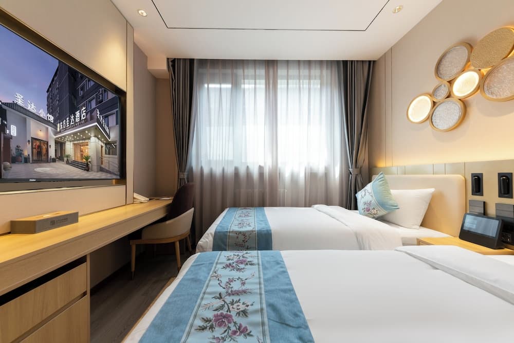 East Sacred Hotel-near Beijing Tiananmen Square,the Forbidden City,Wangfujing Street-Newly renovated hotel