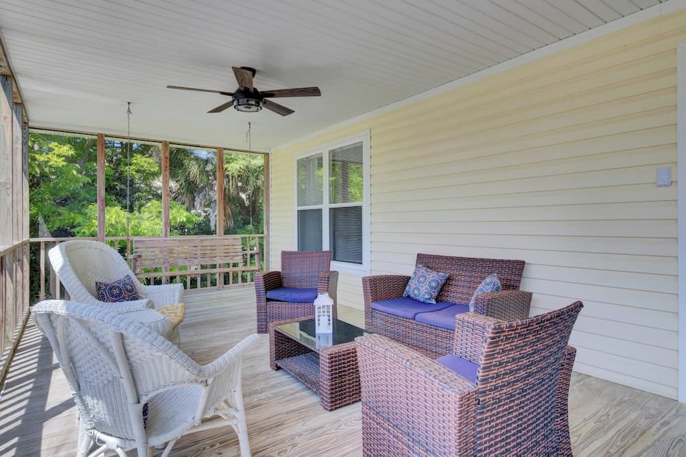 Ion by Avantstay Walk to Beach, Dining, Shopping Central Location Deck