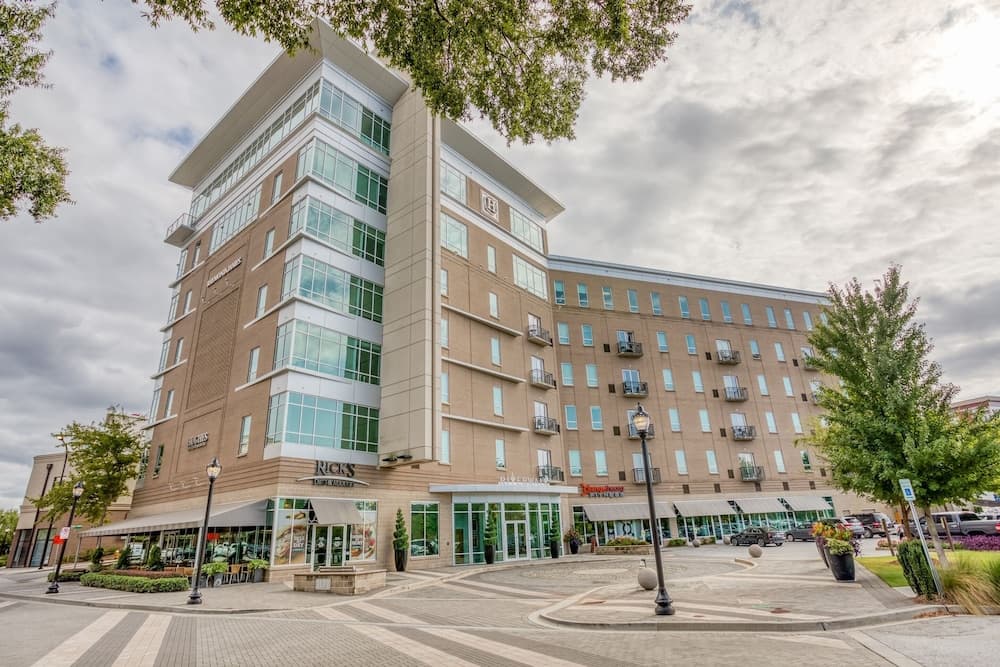 Mint House Greenville - Downtown
