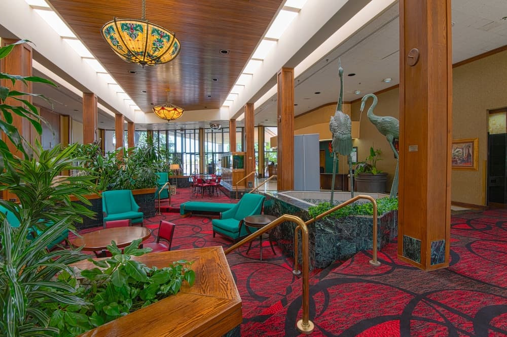 MCM Elegante Hotel and Conference Center Odessa