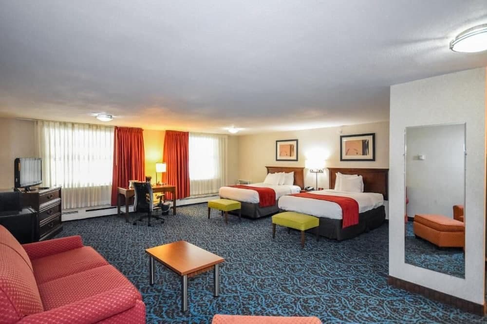 Charles River Inn
