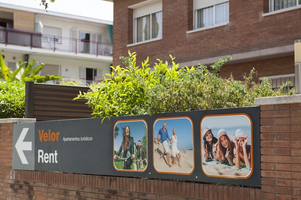 Velor Apartments