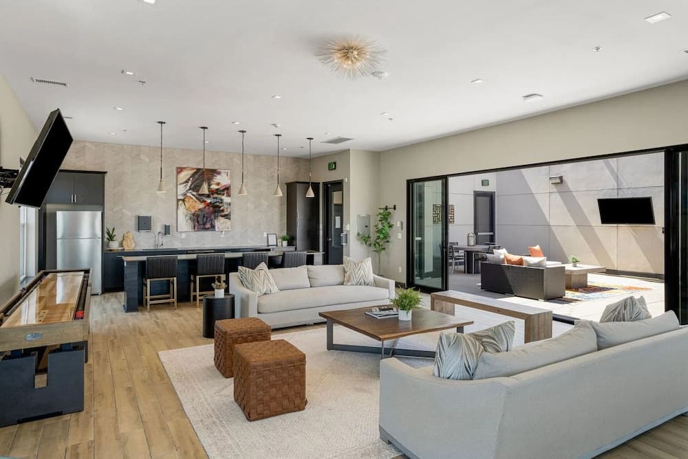 Arts District Apartments By Landing