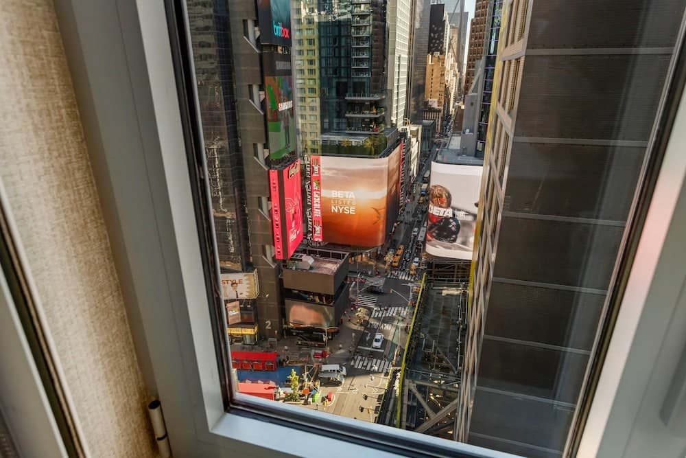 Cambria Hotel New York Times Square