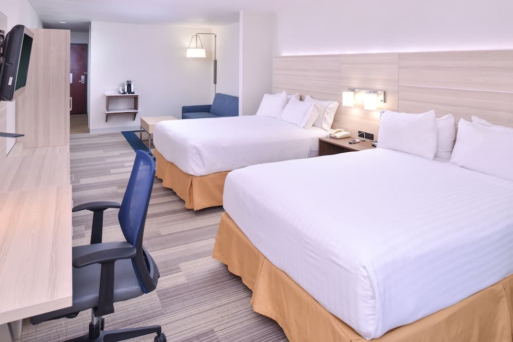 Holiday Inn Express Hotel & Suites San Diego Otay Mesa by IHG