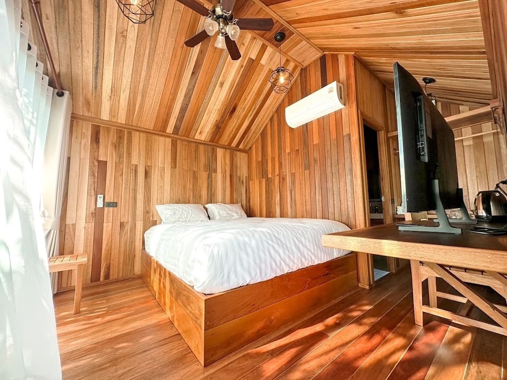 Lush Inn Phuket