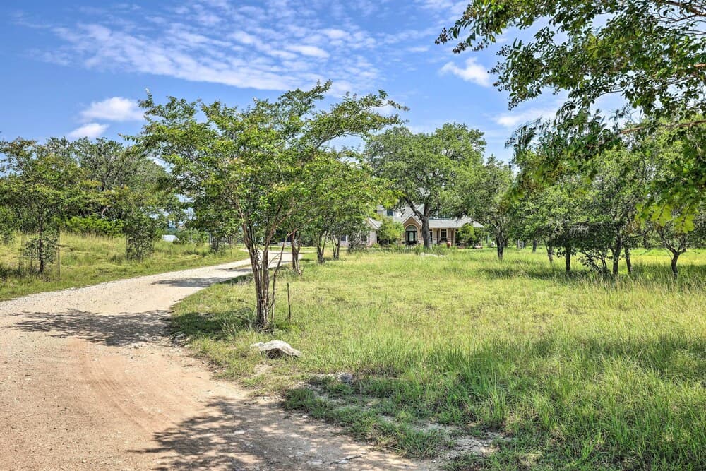 Extravagant 4,500 Sq Ft Home in Hill Country!