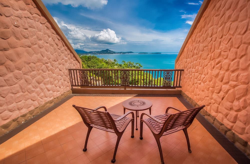 Samui Bayview Resort & Spa