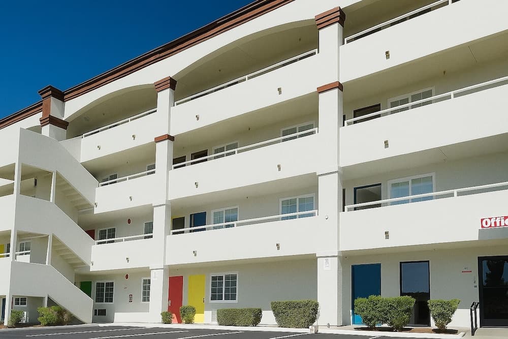 BORDER PLAZA HOTEL