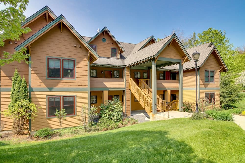 Castle Hill Resort Condo: 5 Mi to Slopes at Okemo!