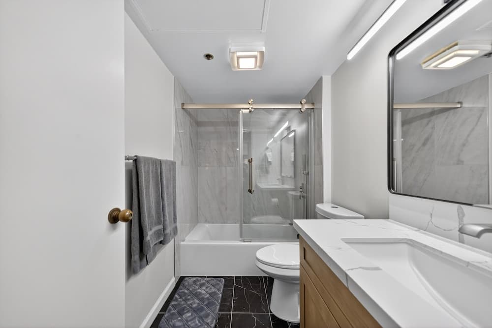 Chic Dt Honolulu Executive Condo 1 Bedroom Condo