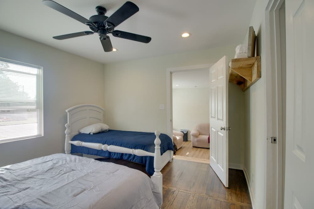 Simple Shelby Vacation Rental Near Park!