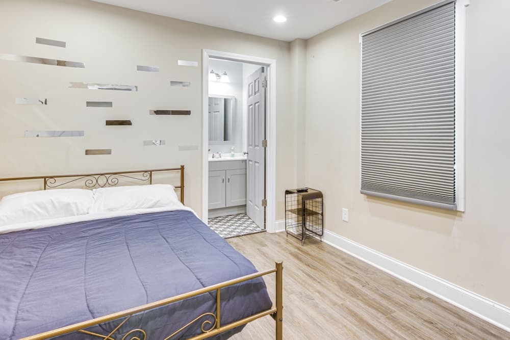 1 Mi to Dtwn Monroe: Family-friendly Duplex!