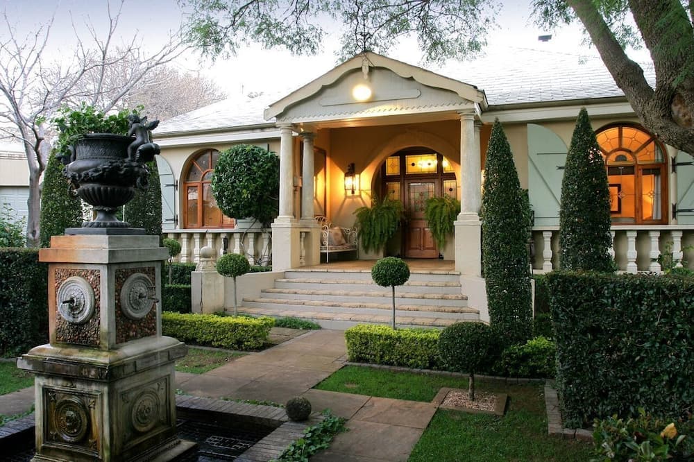 Morrells Farmhouse