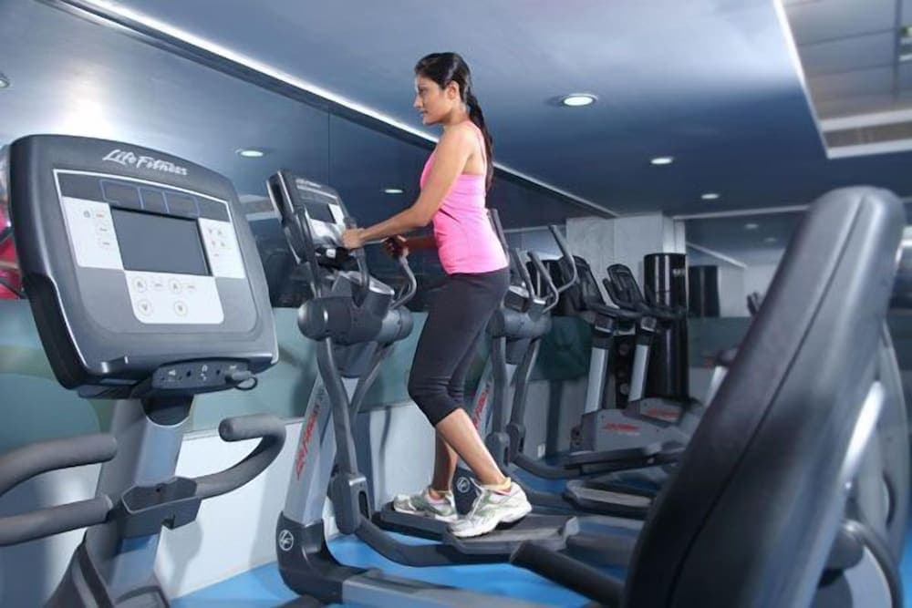 Vivanta Thane LBS Road