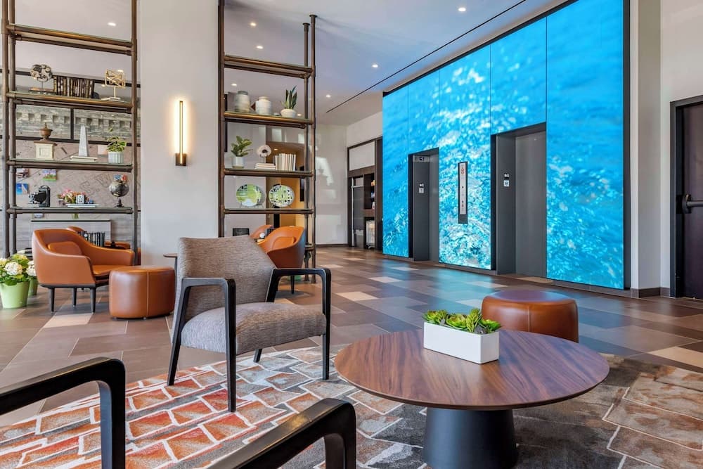 Cambria Hotel Washington D.C. Navy Yard Riverfront