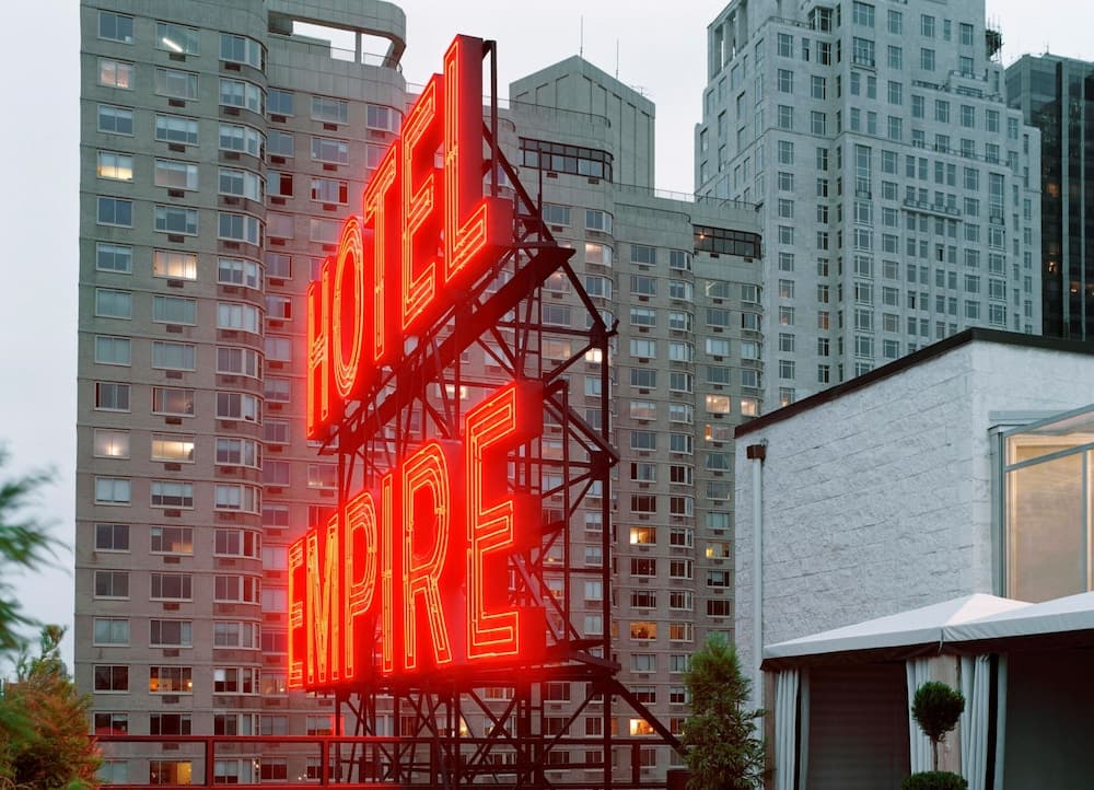 Empire Hotel